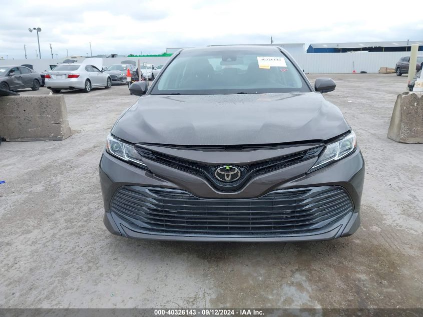 2019 Toyota Camry Le VIN: 4T1B11HK4KU181080 Lot: 40326143