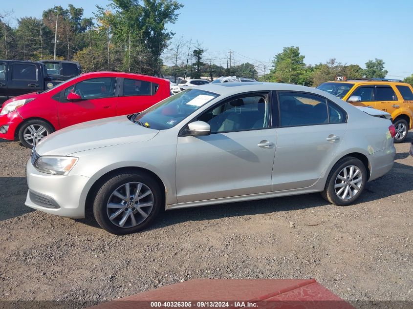 3VWDZ7AJ5BM312836 2011 Volkswagen Jetta Se