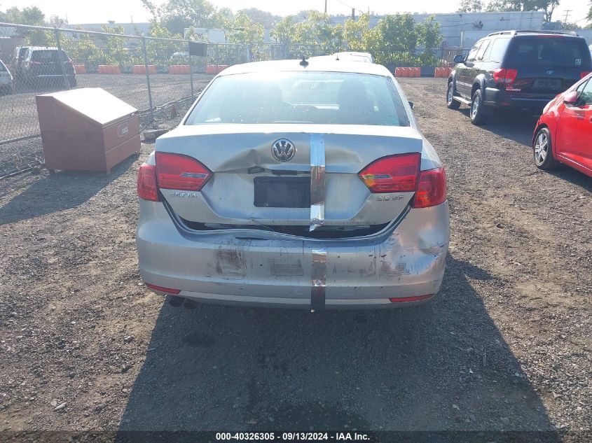 3VWDZ7AJ5BM312836 2011 Volkswagen Jetta Se