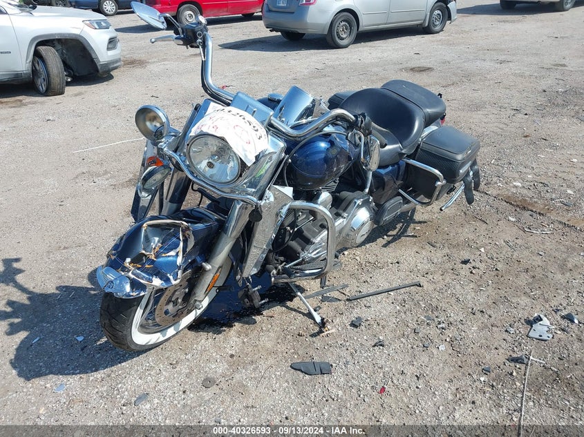 2013 HARLEY-DAVIDSON FLHRC ROAD KING CLASSIC 1HD1FRM12DB653836