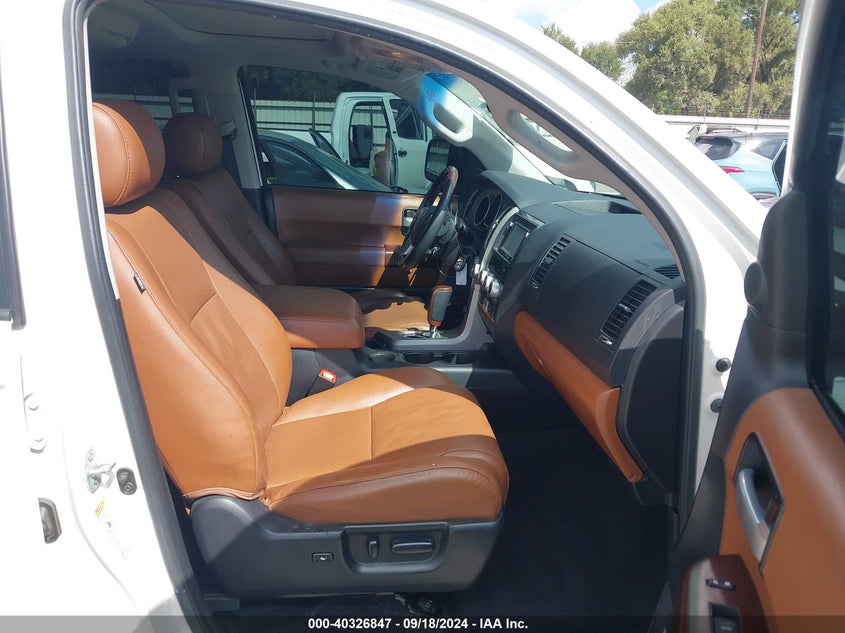 2015 TOYOTA SEQUOIA PLATINUM 5.7L V8 - 5TDYY5G19FS056449