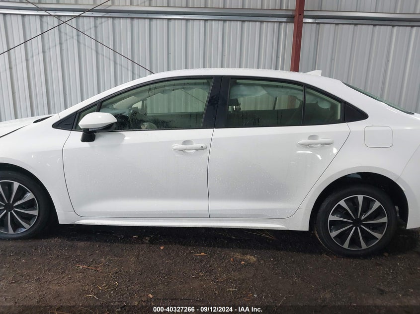 2024 TOYOTA COROLLA HYBRID LE - JTDBCMFE0R3049141