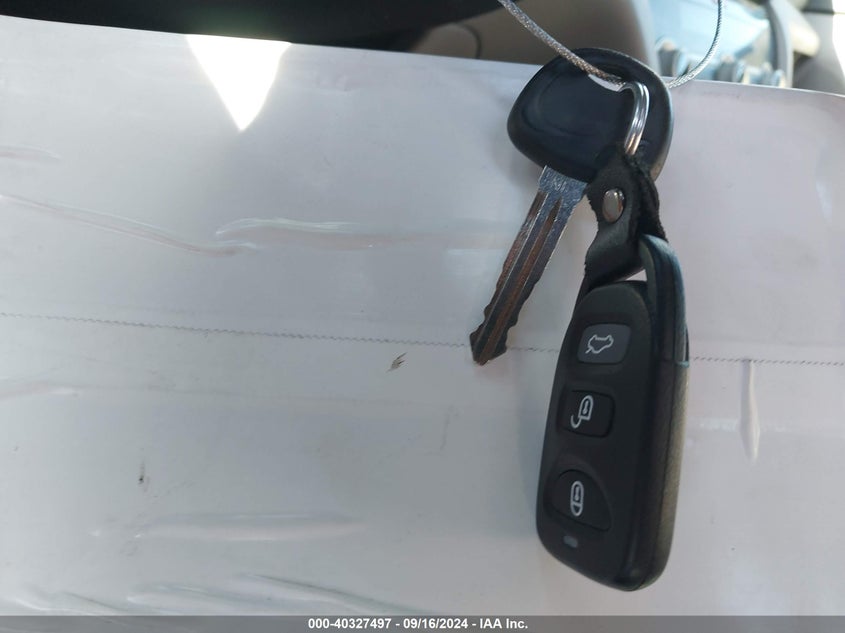 2020 HYUNDAI ELANTRA SEL - 5NPD84LF5LH569726