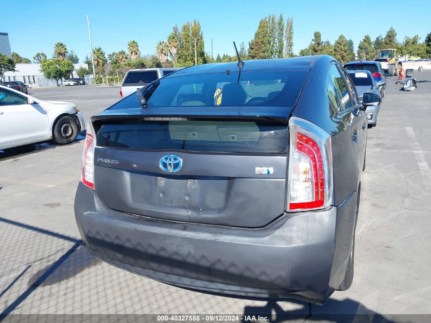 2014 Toyota Prius Two VIN: JTDKN3DUXE1776629 Lot: 40327555