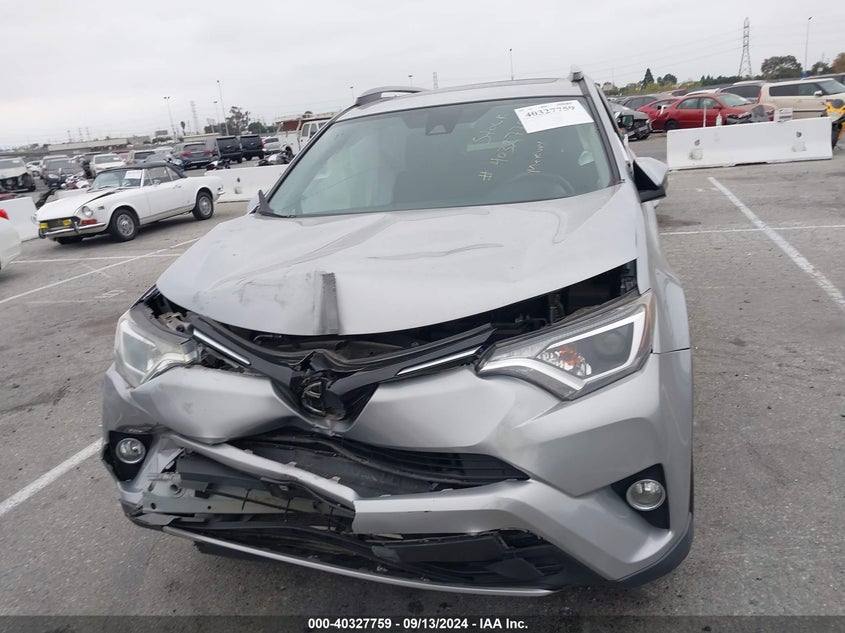 2018 TOYOTA RAV4 XLE - 2T3WFREV4JW471289