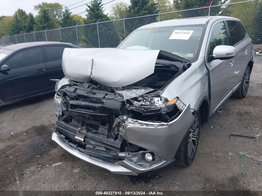 2018 Mitsubishi Outlander Se/Sel/Le VIN: JA4AD3A36JJ002439 Lot: 40327910