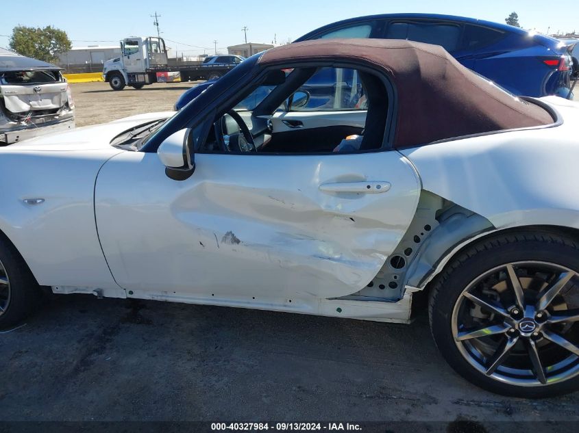 VIN JM1NDAD70J0203785 2018 MAZDA MX-5 MIATA GRAND TOURING