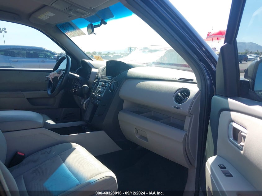 2014 HONDA PILOT LX - 5FNYF4H28EB027065