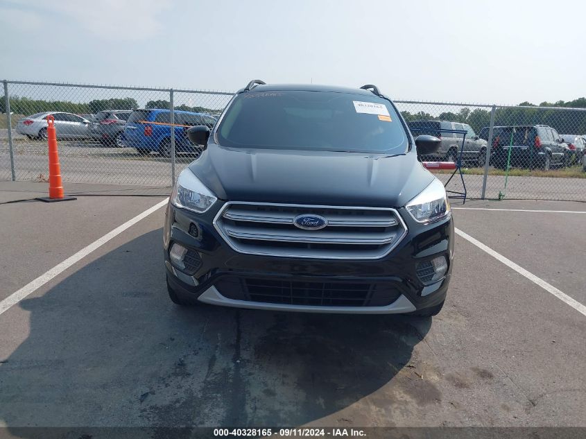 2018 Ford Escape Se VIN: 1FMCU9GD0JUB75966 Lot: 40328165