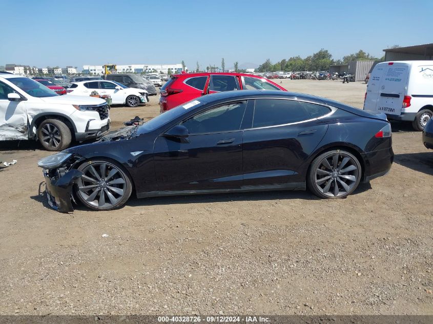 2015 Tesla Model S 70D/85D/P85D VIN: 5YJSA1E22FF115960 Lot: 40328726