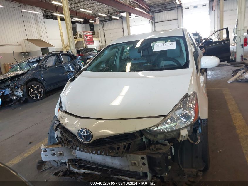 VIN JTDZN3EU2FJ021005 2015 Toyota Prius, V Four no.13