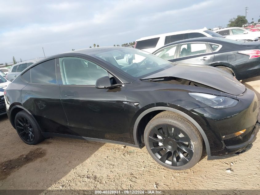 2024 Tesla Model Y Long Range Dual Motor All-Wheel Drive VIN: 7SAYGAEE6RF150348 Lot: 40328931