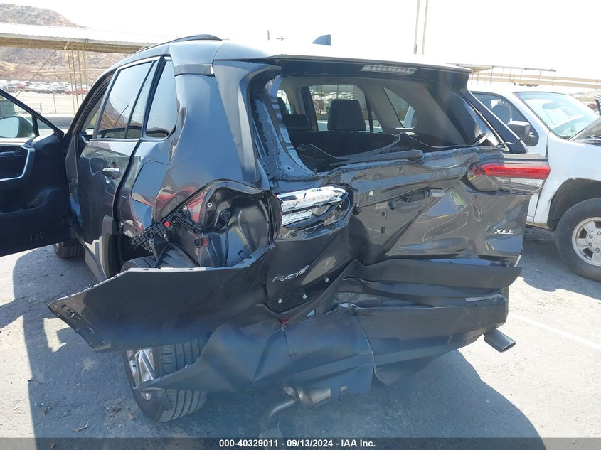 VIN 2T3C1RFV0PC232784 2023 TOYOTA RAV4 XLE PREMIUM