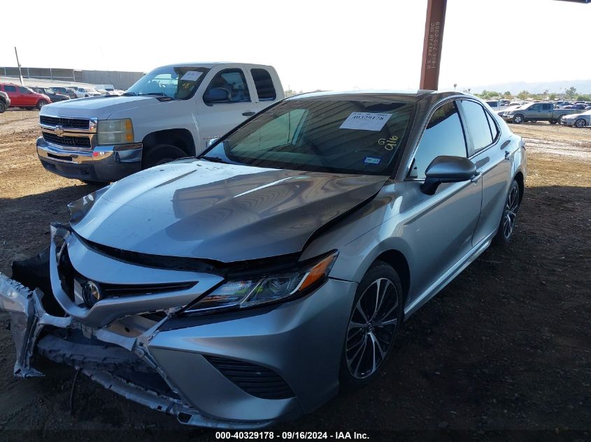 4T1B11HK9JU148414 2018 TOYOTA CAMRY - Image 2