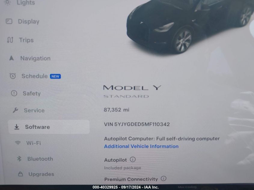 2021 Tesla Model Y Standard Range Rear-Wheel Drive VIN: 5YJYGDED5MF110342 Lot: 40329925