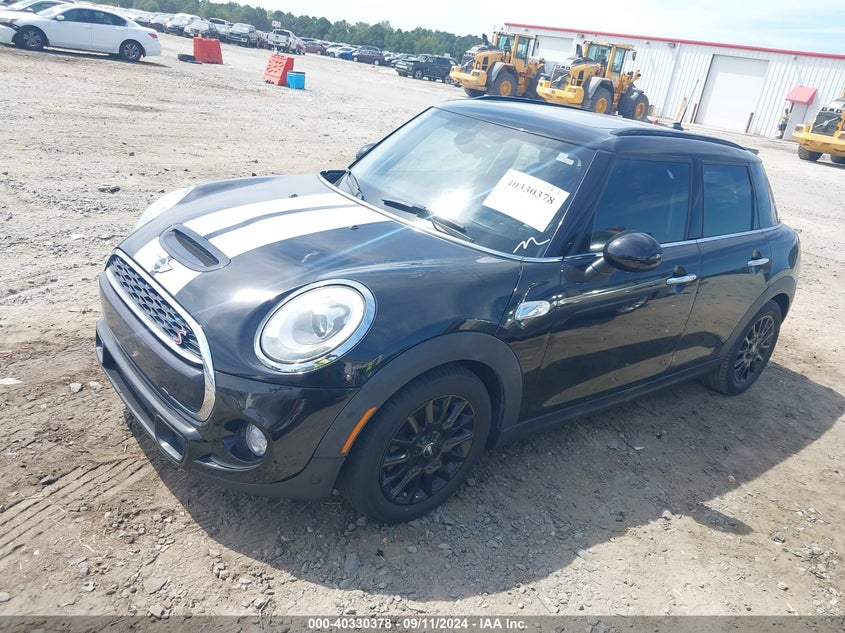 VIN WMWXU3C56J2F50868 2018 MINI HARDTOP COOPER S