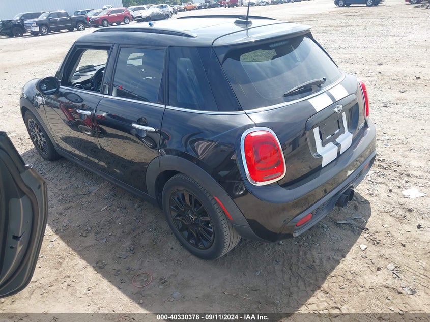 VIN WMWXU3C56J2F50868 2018 MINI HARDTOP COOPER S