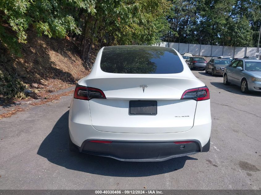 2023 Tesla Model Y Awd/Long Range Dual Motor All-Wheel Drive VIN: 7SAYGDEE3PF686124 Lot: 40330486