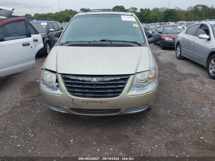 2C4GP54L65R194820 2005 Chrysler Town & Country Touring