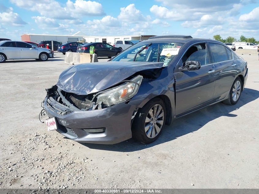 2015 HONDA ACCORD VIN: 1HGCR2F8XFA276167