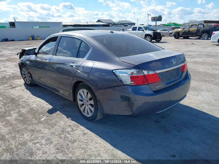 2015 HONDA ACCORD VIN: 1HGCR2F8XFA276167