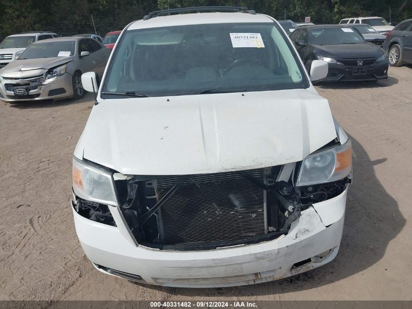 2010 Dodge Grand Caravan Sxt VIN: 2D4RN5D18AR100799 Lot: 40331482