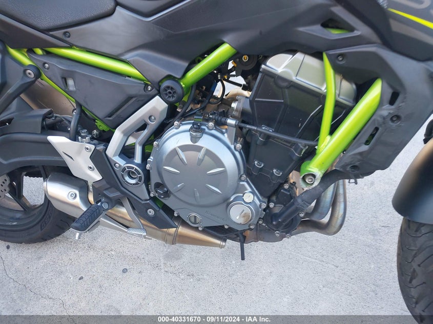 VIN JKAEREG14KDA03001 2019 KAWASAKI ER650 G