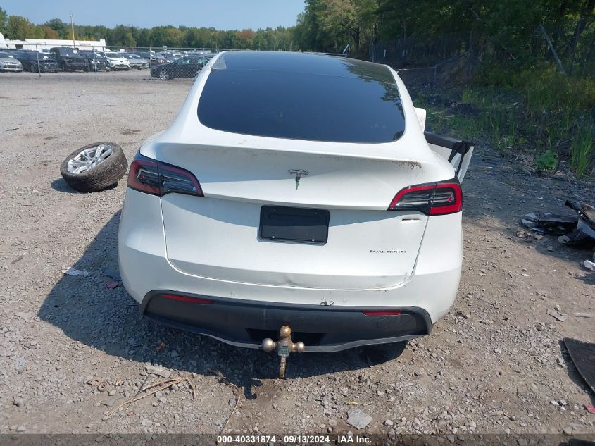 2022 Tesla Model Y Long Range Dual Motor All-Wheel Drive VIN: 7SAYGDEEXNF355439 Lot: 40331874