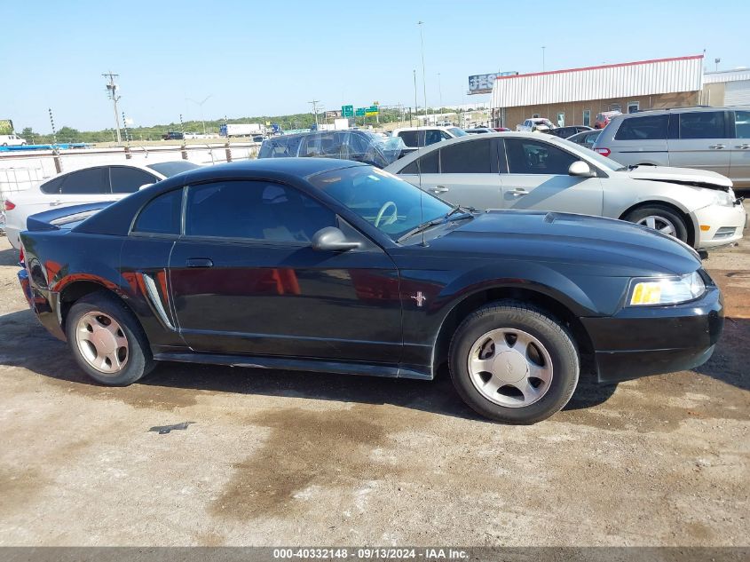 2000 Ford Mustang VIN: 1FAFP4040YF200679 Lot: 40332148