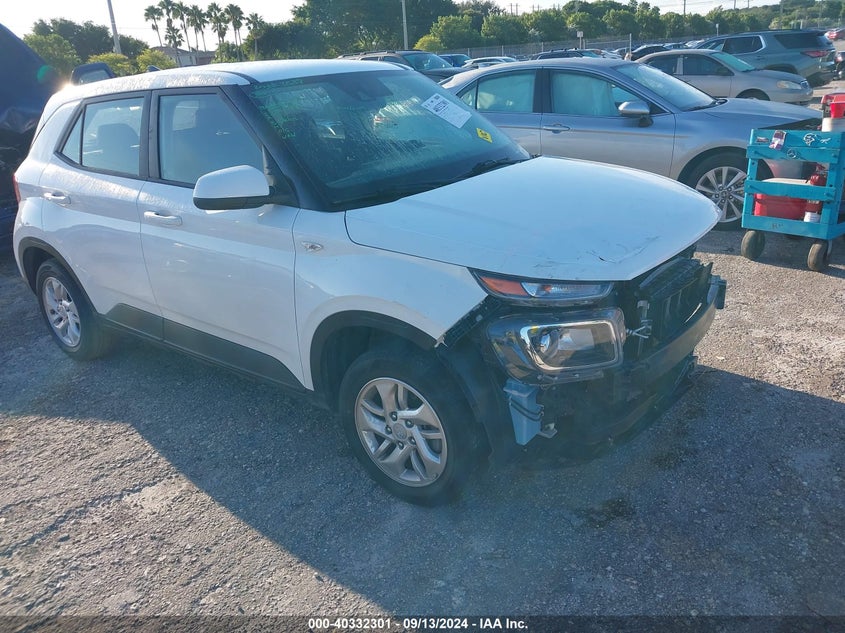 VIN KMHRB8A3XMU065649 2021 HYUNDAI VENUE SE