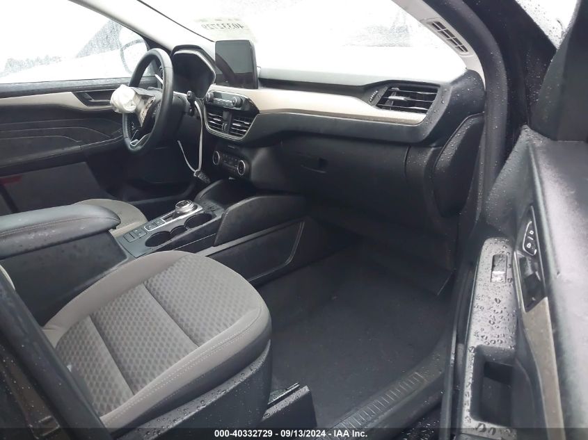 2022 FORD ESCAPE(VIN: 1FMCU0G66NUB13636