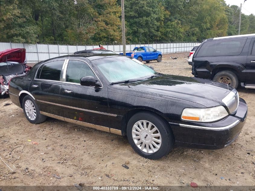 2005 Lincoln Town Car Signature VIN: 1LNHM81W45Y615602 Lot: 40333789