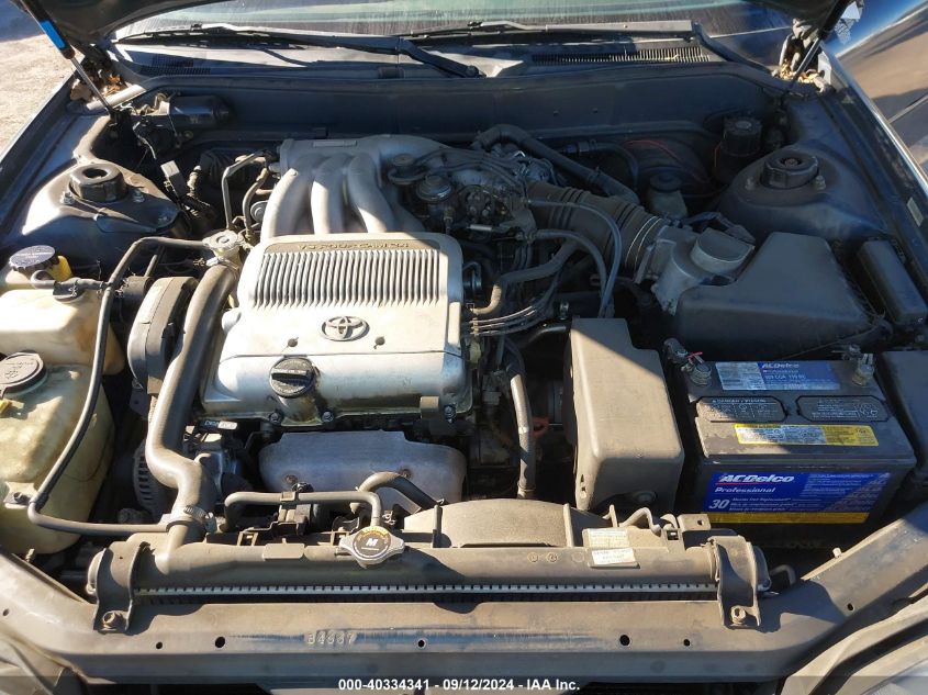 4T1VK12E5NU045350 1992 Toyota Camry Le