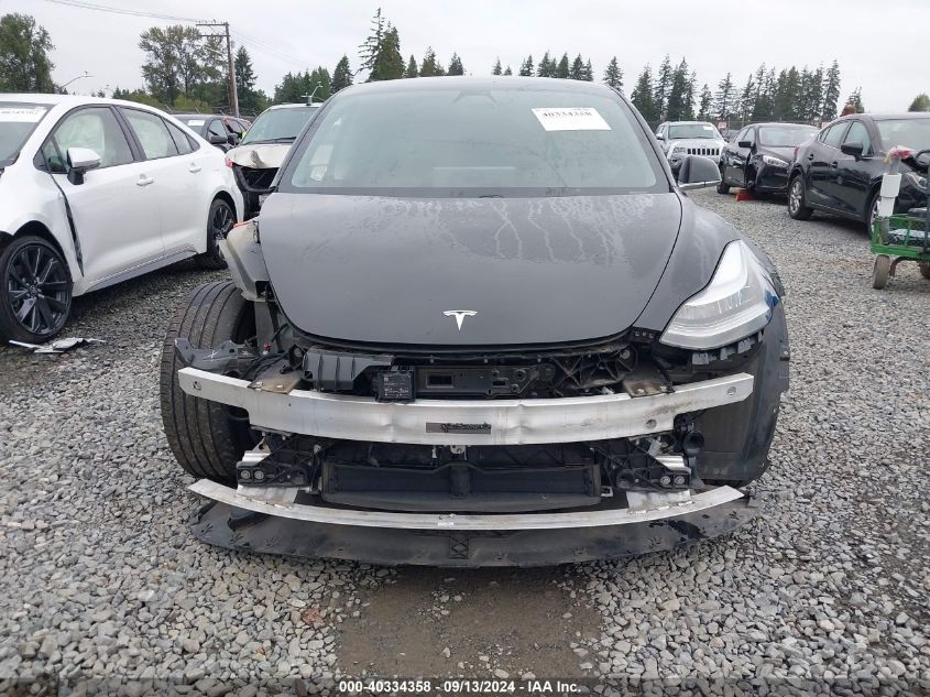 2020 Tesla Model 3 VIN: 5YJ3E1EB3LF811733 Lot: 40334358