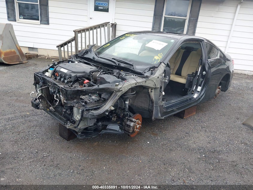 VIN 1HGCT2B06HA004980 2017 HONDA ACCORD TOURING V6