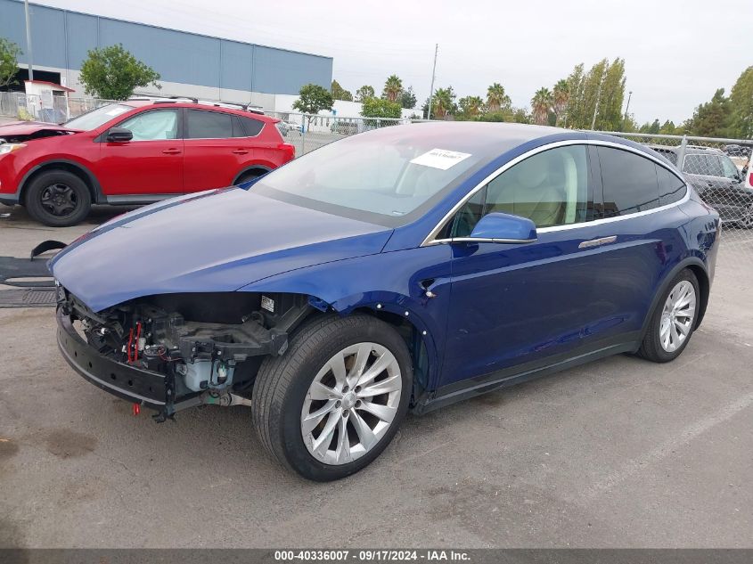 5YJXCBE22GF002095 2016 TESLA MODEL X - Image 2