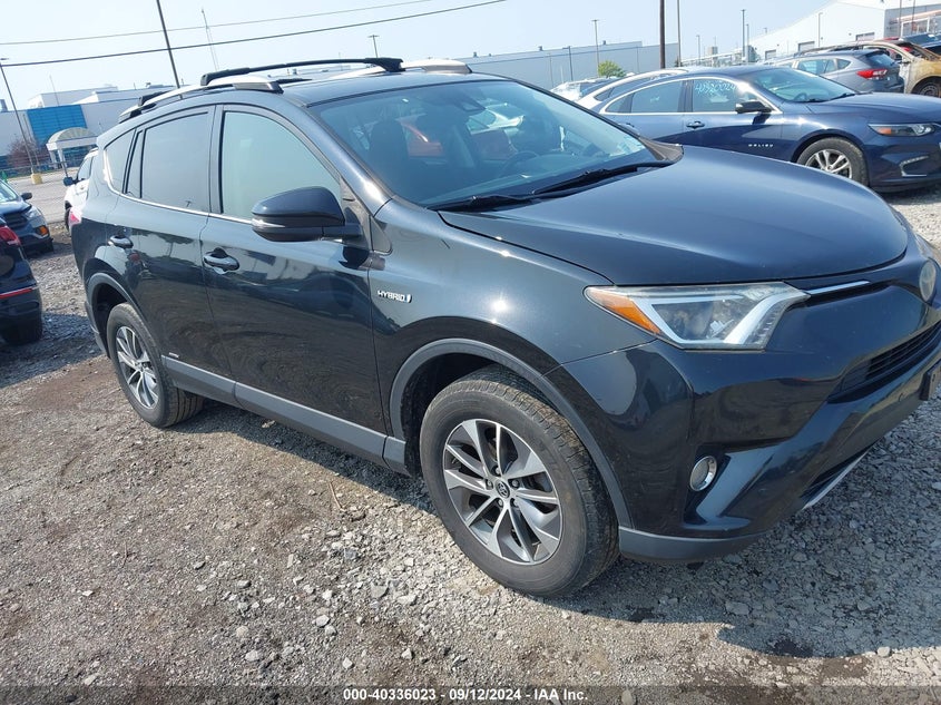 2018 TOYOTA RAV4 HYBRID XLE - JTMRJREV4JD183104