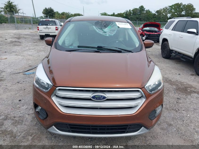 2017 FORD ESCAPE SE - 1FMCU9GD0HUC46139