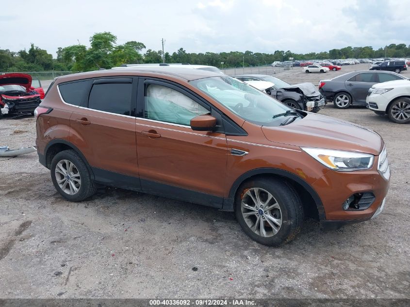 2017 FORD ESCAPE SE - 1FMCU9GD0HUC46139