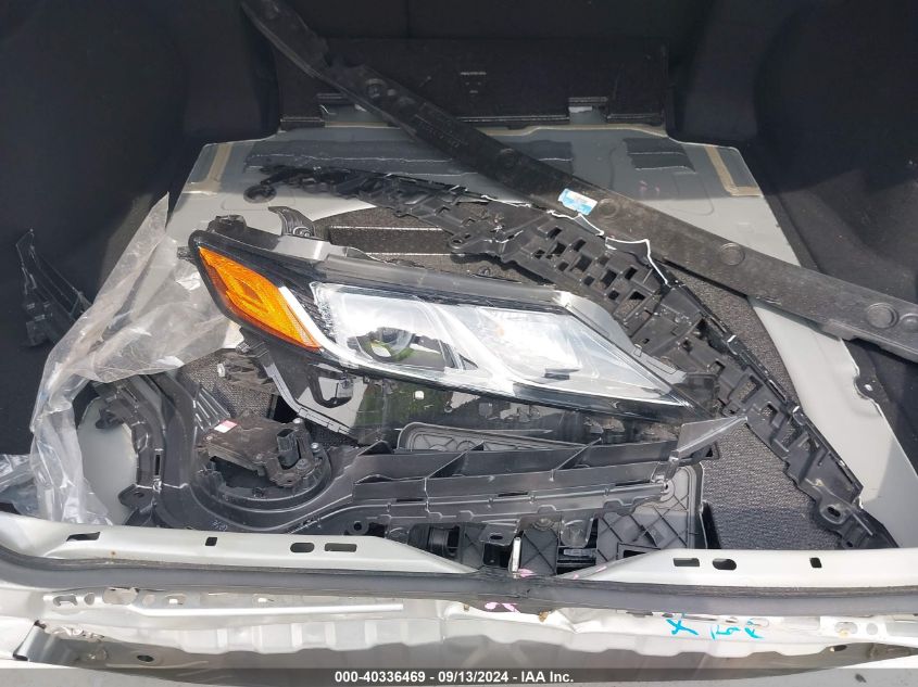 JTNB11HK1J3045994 2018 TOYOTA CAMRY - Image 19