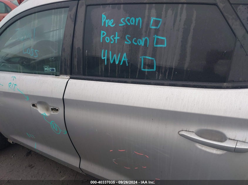 2017 HYUNDAI TUCSON SE - KM8J33A49HU336115