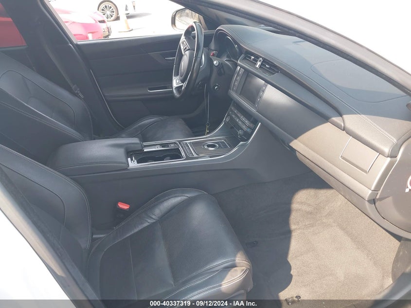 2016 JAGUAR XF S - SAJBG4BVXGCY06491