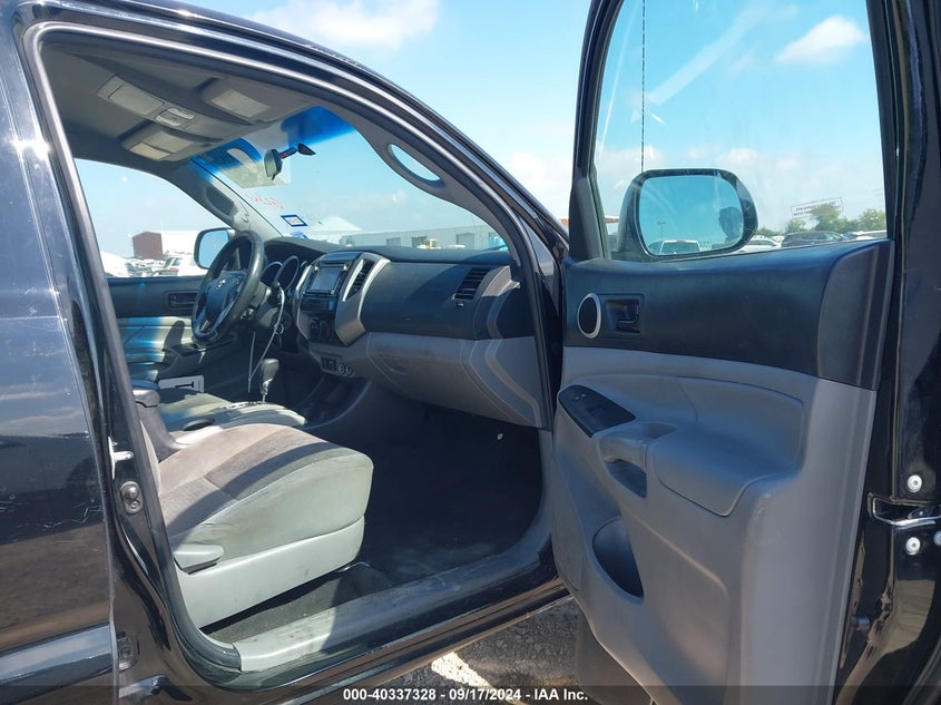 2015 TOYOTA TACOMA VIN: 5TFJU4GN4FX083577