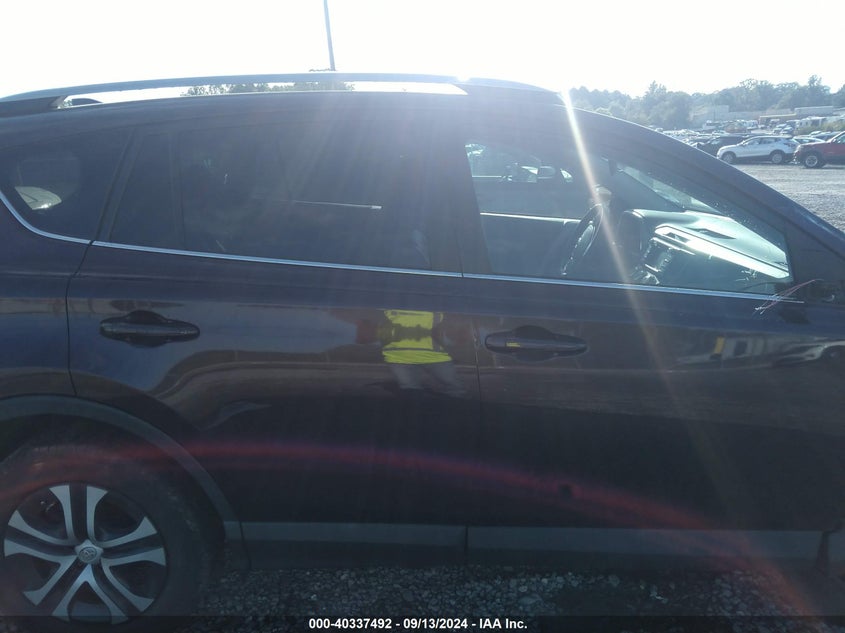 2018 TOYOTA RAV4 LE - 2T3ZFREV4JW420744