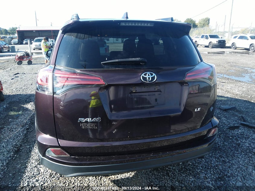 2018 TOYOTA RAV4 LE - 2T3ZFREV4JW420744