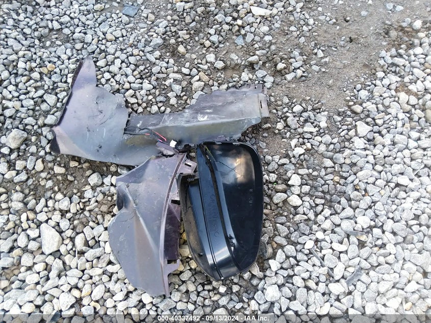 2018 TOYOTA RAV4 LE - 2T3ZFREV4JW420744