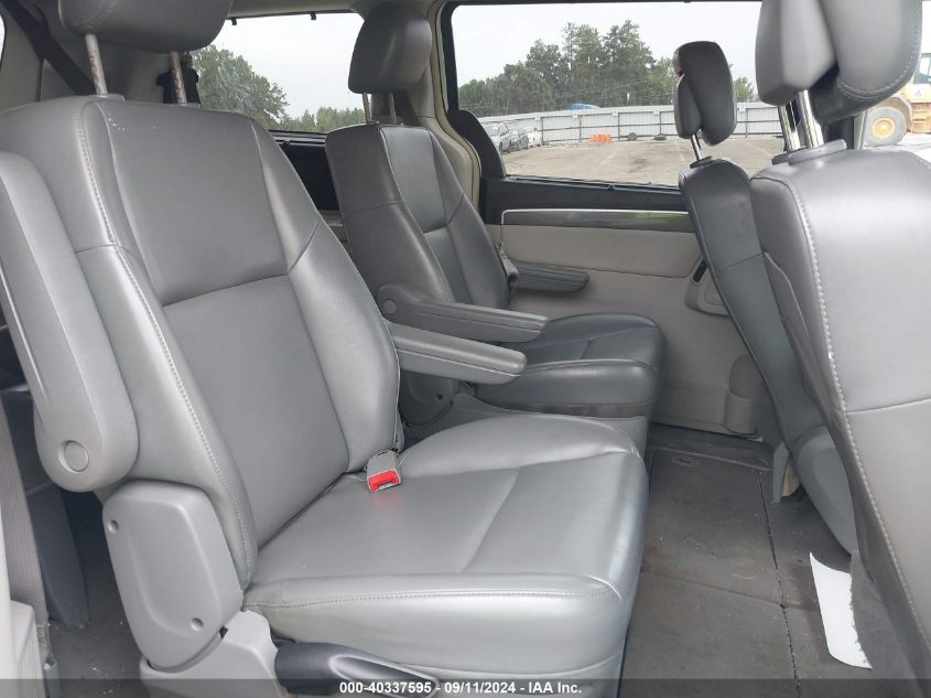 2010 Volkswagen Routan Se VIN: 2V4RW3D10AR424379 Lot: 40337595