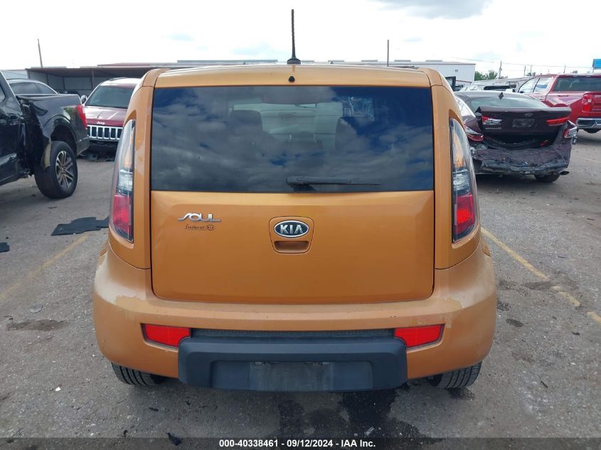 2011 Kia Soul + VIN: KNDJT2A29B7258745 Lot: 40338461