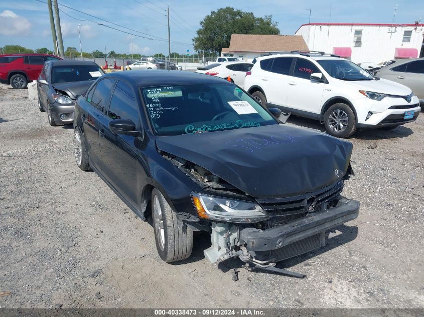 3VW2B7AJXHM209030 2017 VOLKSWAGEN JETTA - Image 1