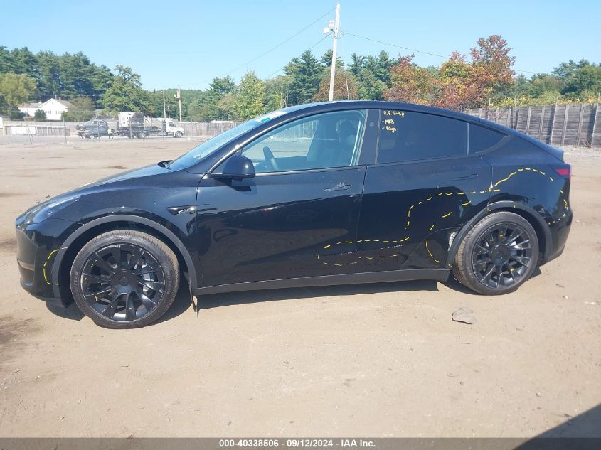 2023 Tesla Model Y Awd/Long Range Dual Motor All-Wheel Drive VIN: 7SAYGDEE0PA173183 Lot: 40338506